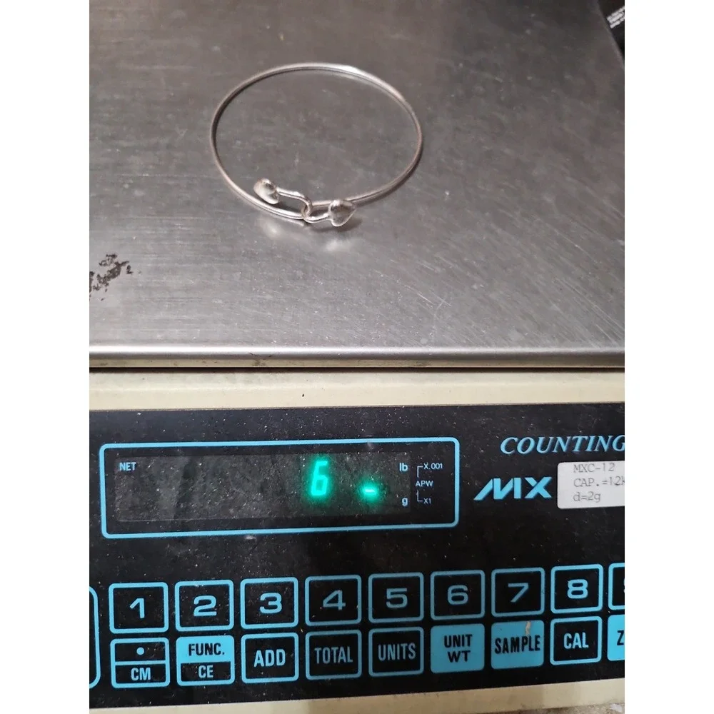 Italy 925 Sterling Silver Interlocking Heart Hook Bangle Bracelet 2.5 Inch6g